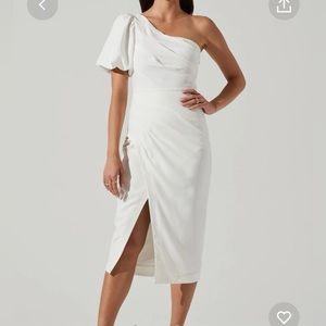 ASTR Joelle one shoulder midi dress